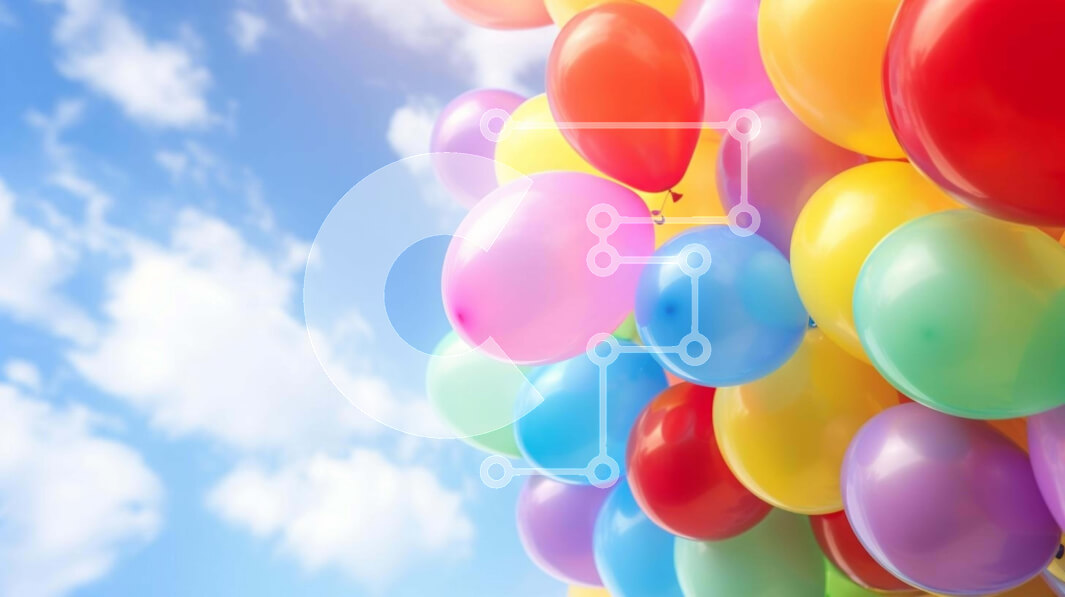 Intra Συλλεκτικό Ξύλινο Παζλ Plywood  4mm - Πολύχρωμα μπαλόνια που επιπλέουν στον ουρανό Σε Ξύλινο Κουτί - Διαστάσεις Puzzle: 10x10 cm – 25 κομμάτια