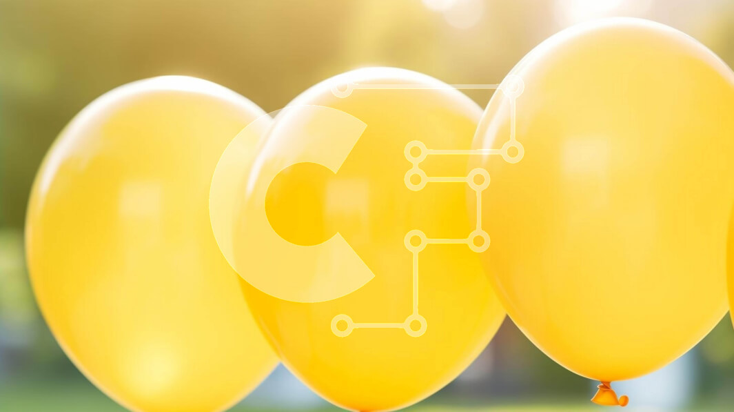 Intra Συλλεκτικό Ξύλινο Παζλ Plywood  4mm - Ομάδα κίτρινων μπαλονιών στο φως του ήλιου Σε Ξύλινο Κουτί - Διαστάσεις Puzzle: 10x10 cm – 25 κομμάτια