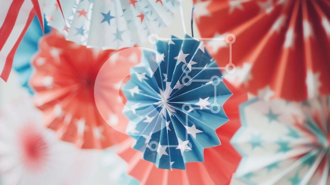 Intra Συλλεκτικό Ξύλινο Παζλ Plywood  4mm - Patriotic Paper Fans with Stars Σε Ξύλινο Κουτί - Διαστάσεις Puzzle: 10x10 cm – 25 κομμάτια