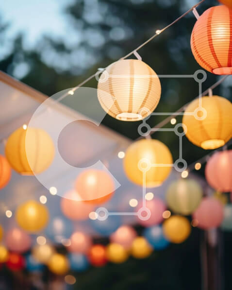 Intra Συλλεκτικό Ξύλινο Παζλ Plywood  4mm - Πολύχρωμα φανάρια και μπαλόνια από χαρτί Σε Ξύλινο Κουτί - Διαστάσεις Puzzle: 10x10 cm – 25 κομμάτια