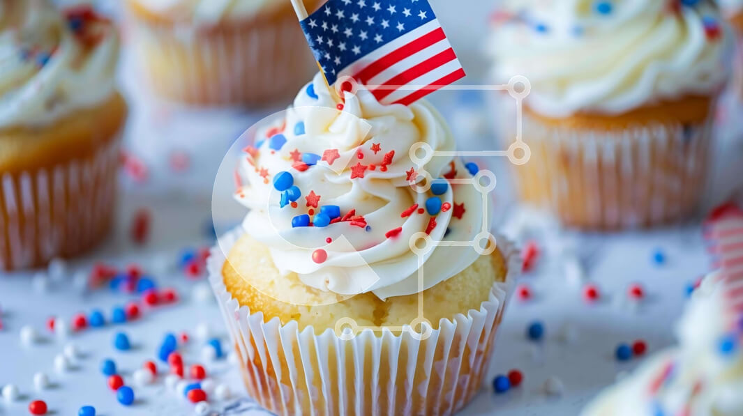 Σετ των 2 Intra Συλλεκτικό Ξύλινο Παζλ Plywood  4mm - Πατριωτικό Cupcake με αμερικανική σημαία Σε Ξύλινο Κουτί - Διαστάσεις: 10x10 cm – 25 κομμάτια