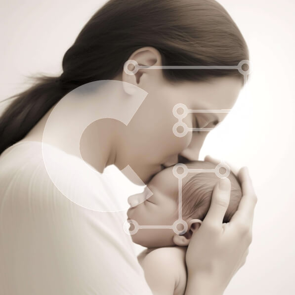 Intra Συλλεκτικό Ξύλινο Παζλ Plywood  4mm - Μητέρα που φιλά το νεογέννητο μωρό Σε Ξύλινο Κουτί - Διαστάσεις Puzzle: 10x10 cm – 25 κομμάτια