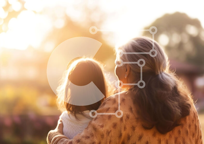 Intra Συλλεκτικό Ξύλινο Παζλ Plywood  4mm - Ηλικιωμένη γυναίκα και νεαρό κορίτσι που περπατούν στο πάρκο Σε Ξύλινο Κουτί - Διαστάσεις Puzzle: 10x10 cm – 25 κομμάτια