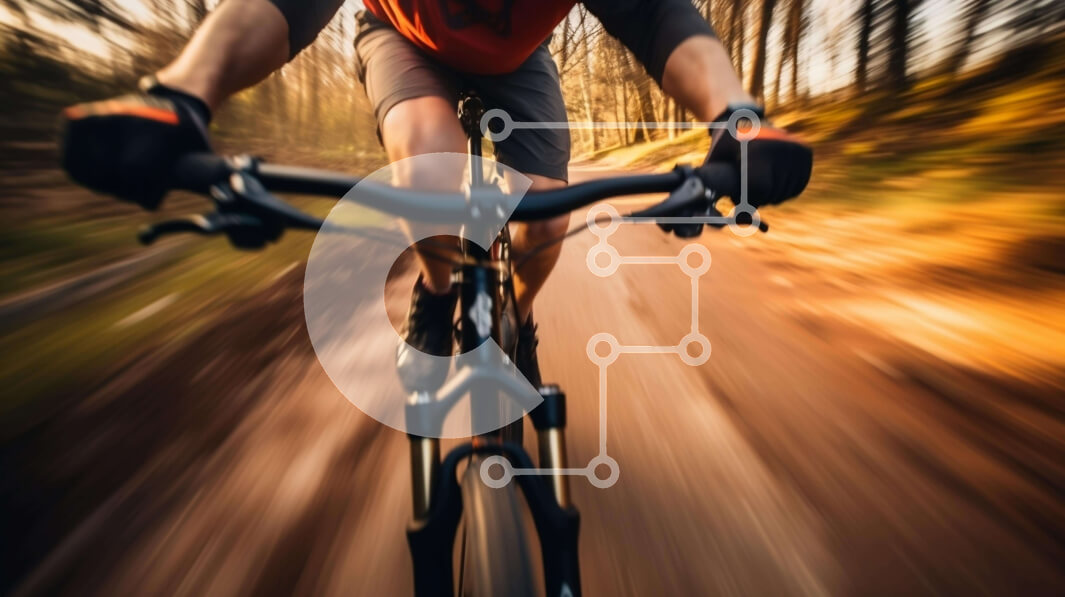 Intra Συλλεκτικό Ξύλινο Παζλ Plywood  4mm - Άνδρας που κάνει ποδήλατο στο δάσος Σε Ξύλινο Κουτί - Διαστάσεις Puzzle: 10x10 cm – 25 κομμάτια