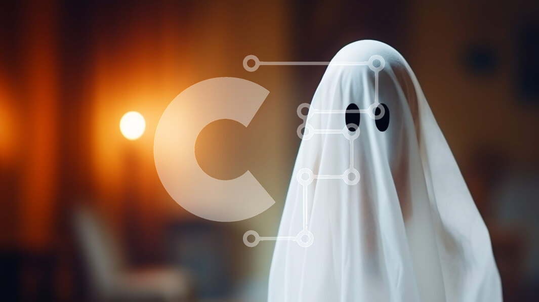 Intra Συλλεκτικό Ξύλινο Παζλ Plywood  4mm - Φάντασμα ντυμένο στα λευκά στέκεται σε ένα σκοτεινό δωμάτιο Σε Ξύλινο Κουτί - Διαστάσεις Puzzle: 10x10 cm – 25 κομμάτια