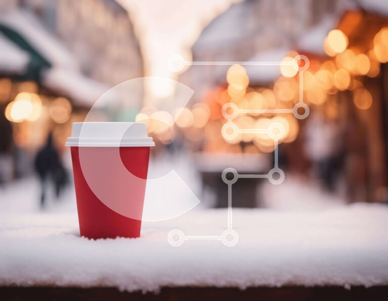 Intra Συλλεκτικό Ξύλινο Παζλ Plywood  4mm - Κόκκινο φλιτζάνι καφέ σε χιονισμένο έδαφος σε αστικό περιβάλλον Σε Ξύλινο Κουτί - Διαστάσεις Puzzle: 10x10 cm – 25 κομμάτια