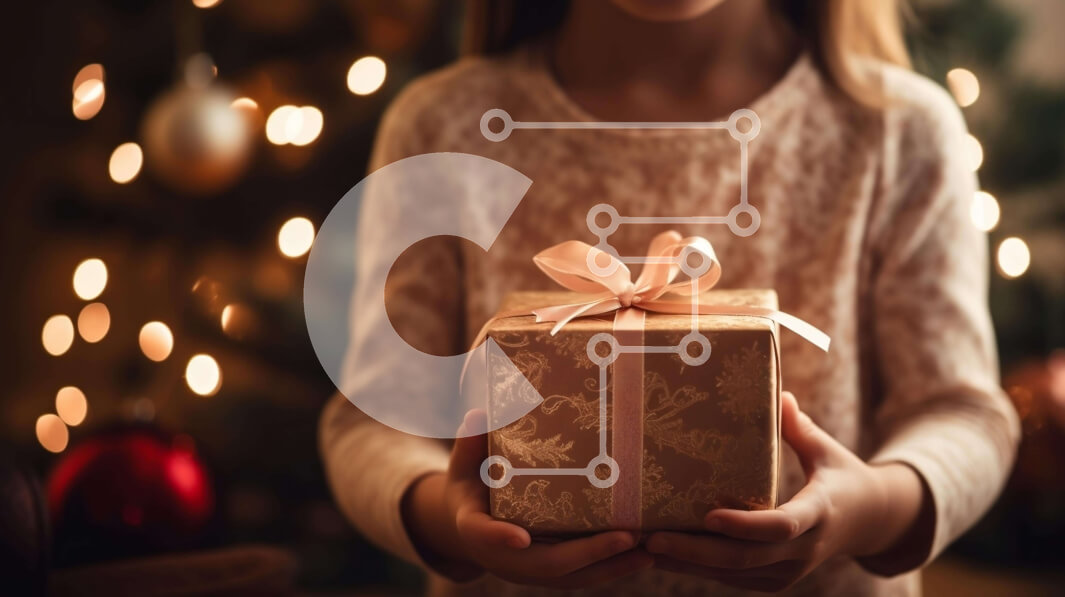 Intra Συλλεκτικό Ξύλινο Παζλ Plywood  4mm - Νεαρό κορίτσι που κρατά διακοσμημένο κουτί δώρου Σε Ξύλινο Κουτί - Διαστάσεις: 10x10 cm – 25 κομμάτια