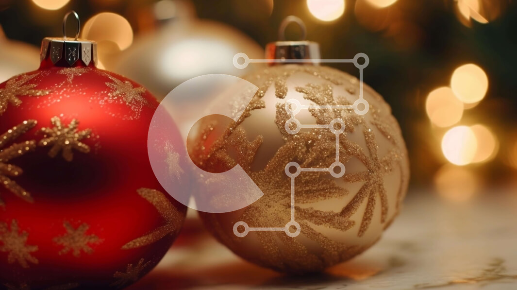 Intra Συλλεκτικό Ξύλινο Παζλ Plywood  4mm - Χρυσά και κόκκινα στολίδια σε ένα τραπέζι με πολύχρωμα φώτα Σε Ξύλινο Κουτί - Διαστάσεις: 10x10 cm – 25 κομμάτια