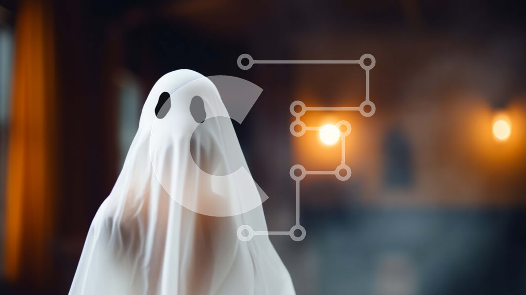 Intra Συλλεκτικό Ξύλινο Παζλ Plywood  4mm - Φάντασμα με λευκό φόρεμα σε ένα άδειο δωμάτιο Σε Ξύλινο Κουτί - Διαστάσεις Puzzle: 10x10 cm – 25 κομμάτια