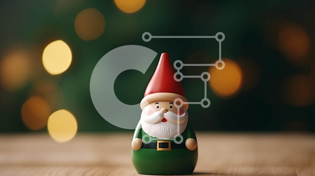 Intra Συλλεκτικό Ξύλινο Παζλ Plywood  4mm - Πράσινο και κόκκινο στολίδι με ειδώλιο Gnome σε ξύλινο τραπέζι με φώτα Bokeh Σε Ξύλινο Κουτί - Διαστάσεις: 10x10 cm – 25 κομμάτια