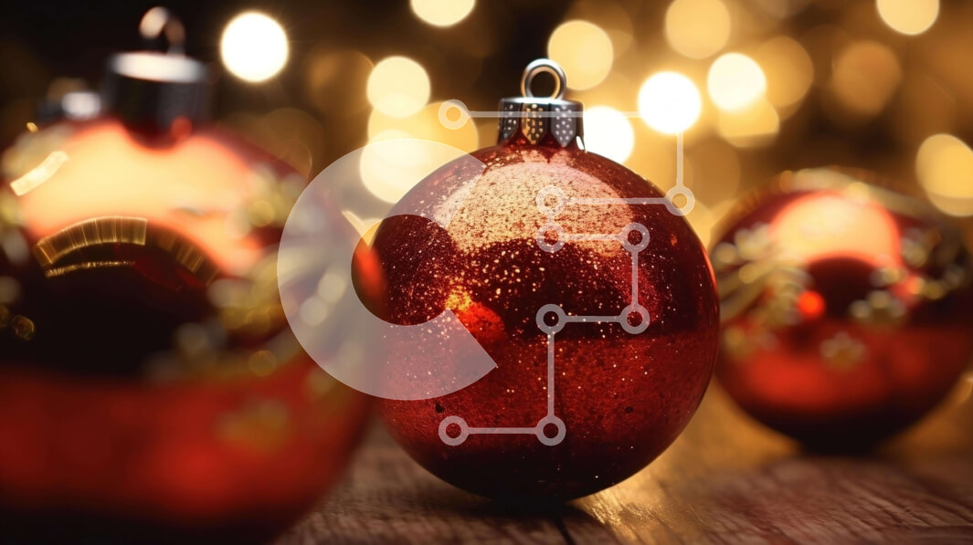 Intra Συλλεκτικό Ξύλινο Παζλ Plywood  4mm - Κόκκινα χριστουγεννιάτικα στολίδια σε ξύλινο φόντο με χρυσά φώτα Bokeh Σε Ξύλινο Κουτί - Διαστάσεις: 10x10 cm – 25 κομμάτια