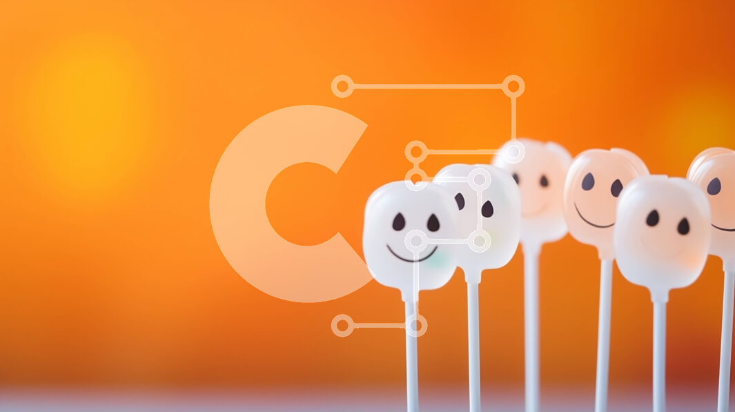 Intra Συλλεκτικό Ξύλινο Παζλ Plywood  4mm - Ομάδα χαμογελαστού γλειφιτζούρια σε πορτοκαλί φόντο Σε Ξύλινο Κουτί - Διαστάσεις: 10x10 cm – 25 κομμάτια