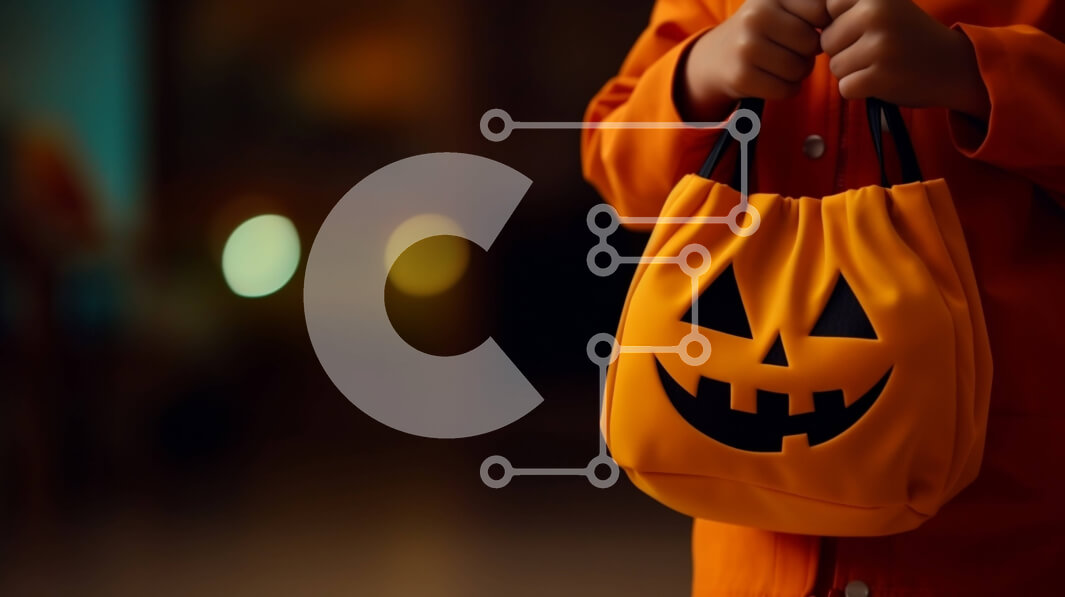 Intra Συλλεκτικό Ξύλινο Παζλ Plywood  4mm - Παιδί με αποκριάτικη στολή με τσάντα κολοκύθας Σε Ξύλινο Κουτί - Διαστάσεις: 10x10 cm – 25 κομμάτια