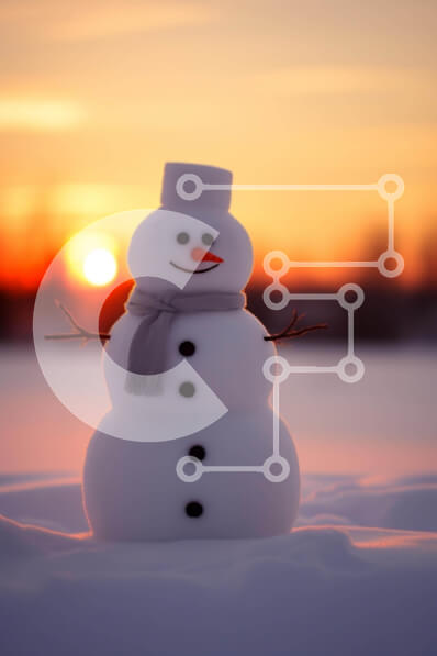 Intra Συλλεκτικό Ξύλινο Παζλ Plywood  4mm - Χιονάνθρωπος στο χιόνι στο ηλιοβασίλεμα Σε Ξύλινο Κουτί - Διαστάσεις Puzzle: 10x10 cm – 25 κομμάτια