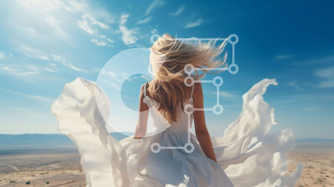 Intra Συλλεκτικό Ξύλινο Παζλ Plywood  4mm - Γυναίκα σε μια έρημη παραλία με ανεμοδαρμένα μαλλιά Σε Ξύλινο Κουτί - Διαστάσεις: 10x10 cm – 25 κομμάτια