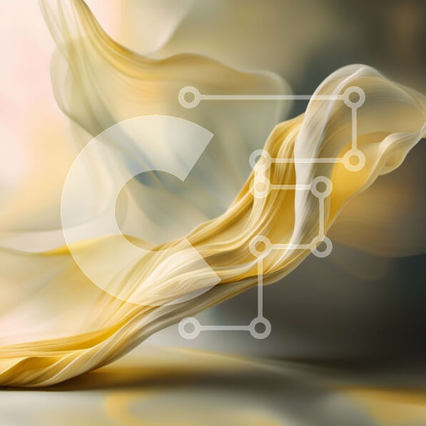 Σετ των 2 Intra Συλλεκτικό Ξύλινο Παζλ Plywood  4mm - Εκπληκτική κοντινή λήψη μιας γυναίκας με σπαστά μαλλιά και χρυσό κολιέ Σε Ξύλινο Κουτί - Διαστάσεις: 10x10 cm – 25 κομμάτια