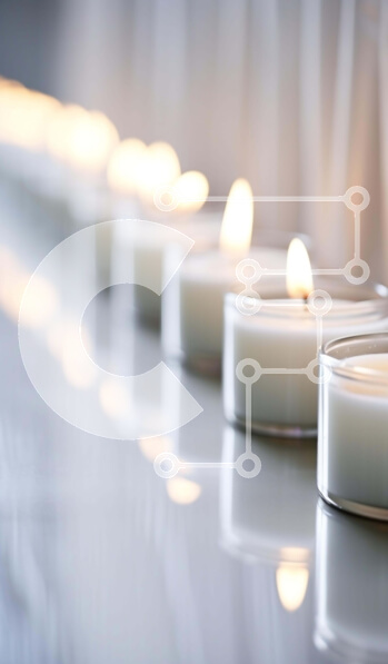 Intra Συλλεκτικό Ξύλινο Παζλ Plywood  4mm - Σειρά αναμμένων κεριών σε ένα τραπέζι Σε Ξύλινο Κουτί - Διαστάσεις Puzzle: 10x10 cm – 25 κομμάτια