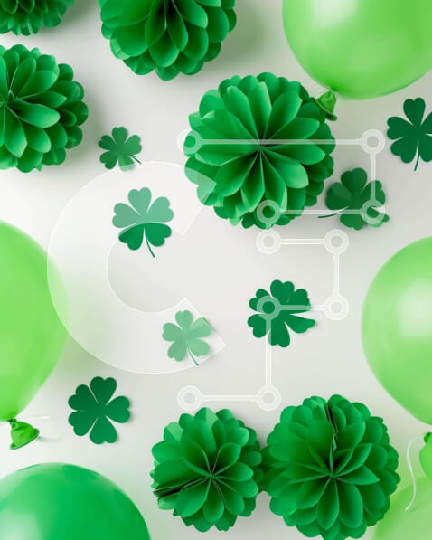 Intra Συλλεκτικό Ξύλινο Παζλ Plywood  4mm - Γιορτή του Αγίου Πατρικίου με πράσινα μπαλόνια και τριφύλλια Σε Ξύλινο Κουτί - Διαστάσεις: 10x10 cm – 25 κομμάτια