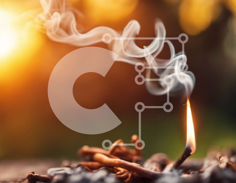 Intra Συλλεκτικό Ξύλινο Παζλ Plywood  4mm - Αναμμένο κερί με καπνό σε ξύλινη επιφάνεια Σε Ξύλινο Κουτί - Διαστάσεις Puzzle: 10x10 cm – 25 κομμάτια