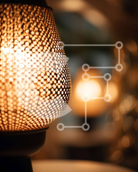 Intra Συλλεκτικό Ξύλινο Παζλ Plywood  4mm - Ζεστό και κομψό επιτραπέζιο φωτιστικό με υφαντό μεταλλικό πλέγμα απόχρωση Σε Ξύλινο Κουτί - Διαστάσεις Puzzle: 10x10 cm – 25 κομμάτια