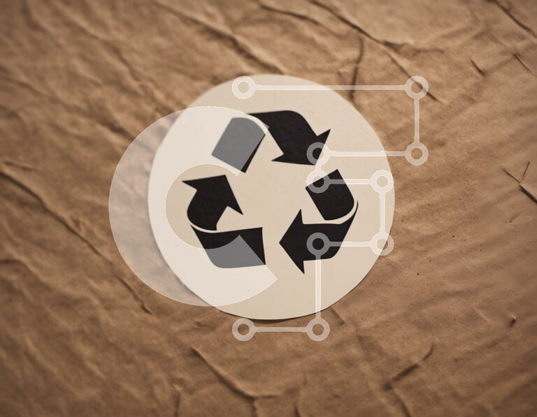 Intra Συλλεκτικό Ξύλινο Παζλ Plywood  4mm - Ασπρόμαυρο σύμβολο ανακύκλωσης σε φόντο καφέ χαρτιού Σε Ξύλινο Κουτί - Διαστάσεις Puzzle: 10x10 cm – 25 κομμάτια