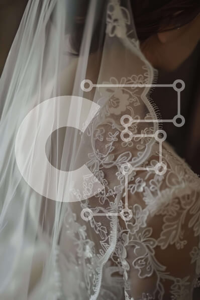 Intra Συλλεκτικό Ξύλινο Παζλ Plywood  4mm - Κοντινή όψη του πέπλου γάμου της νύφης με λεπτή δαντέλα Σε Ξύλινο Κουτί - Διαστάσεις Puzzle: 10x10 cm – 25 κομμάτια