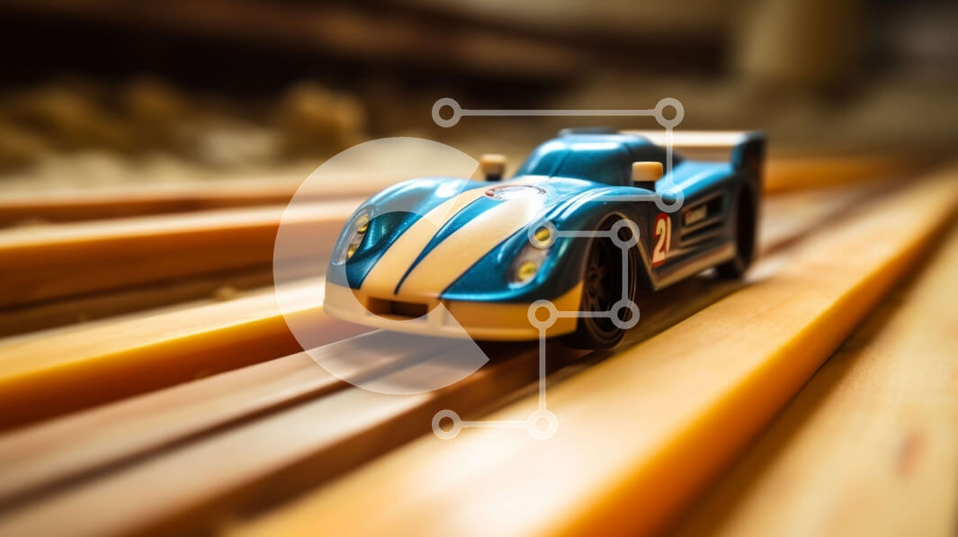 Intra Συλλεκτικό Ξύλινο Παζλ Plywood  4mm - Παιχνίδι αγωνιστικό αυτοκίνητο σε ξύλινη πίστα Σε Ξύλινο Κουτί - Διαστάσεις: 10x10 cm – 25 κομμάτια