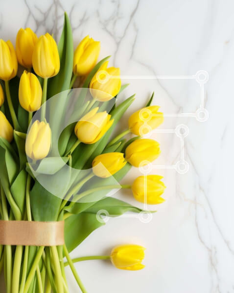 Intra Συλλεκτικό Ξύλινο Παζλ Plywood  4mm - Μπουκέτο με κίτρινες τουλίπες σε κομψό μαρμάρινο τραπέζι Σε Ξύλινο Κουτί - Διαστάσεις: 10x10 cm – 25 κομμάτια