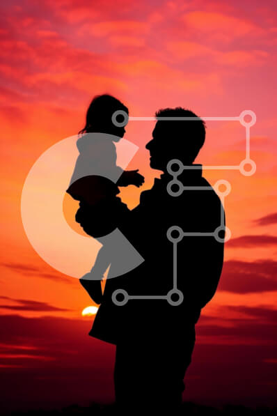 Intra Συλλεκτικό Ξύλινο Παζλ Plywood  4mm - Σιλουέτα του πατέρα και της κόρης στο ηλιοβασίλεμα Σε Ξύλινο Κουτί - Διαστάσεις Puzzle: 10x10 cm – 25 κομμάτια