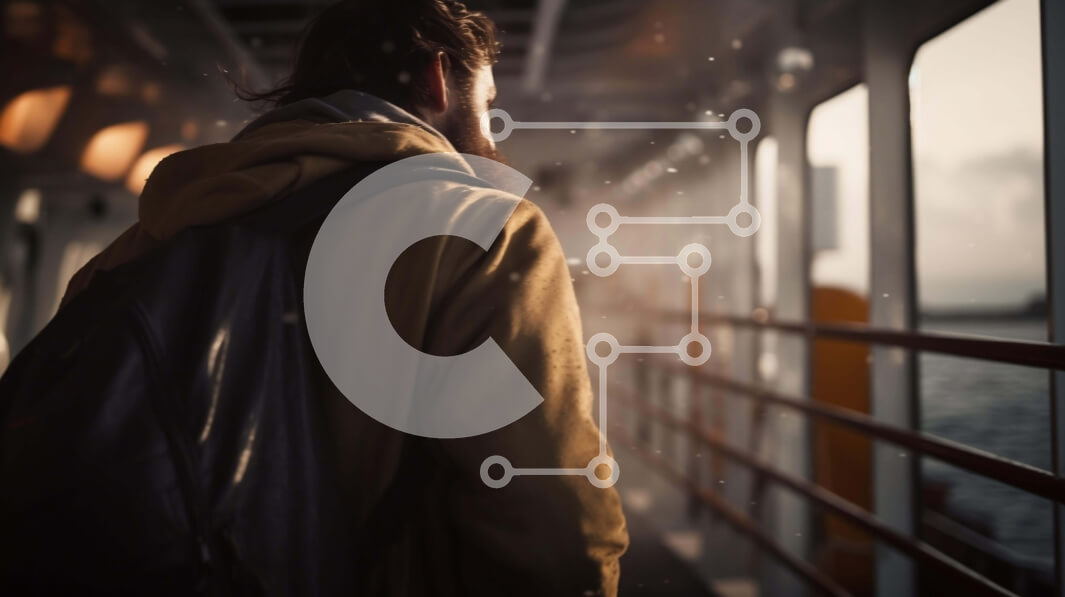 Intra Συλλεκτικό Ξύλινο Παζλ Plywood  4mm - Άνθρωπος που απολαμβάνει το τοπίο του ωκεανού σε ένα κρουαζιερόπλοιο Σε Ξύλινο Κουτί - Διαστάσεις Puzzle: 10x10 cm – 25 κομμάτια