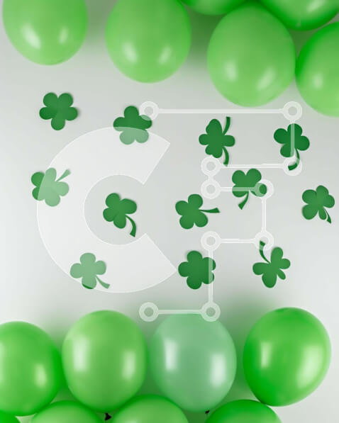 Intra Συλλεκτικό Ξύλινο Παζλ Plywood  4mm - Γιορτή του Αγίου Πατρικίου με πράσινα μπαλόνια και τριφύλλια σε σχήμα τριφυλλιού Σε Ξύλινο Κουτί - Διαστάσεις: 10x10 cm – 25 κομμάτια
