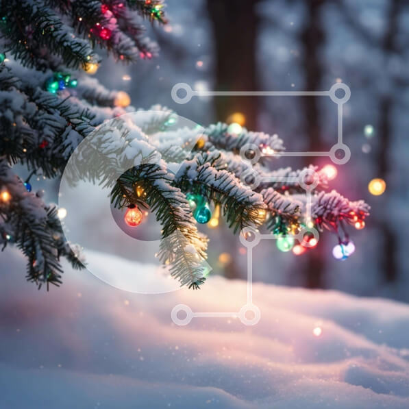 Intra Συλλεκτικό Ξύλινο Παζλ Plywood  4mm - Εορταστικό χριστουγεννιάτικο δέντρο καλυμμένο με χιόνι και στολισμένο με φώτα Σε Ξύλινο Κουτί - Διαστάσεις: 10x10 cm – 25 κομμάτια