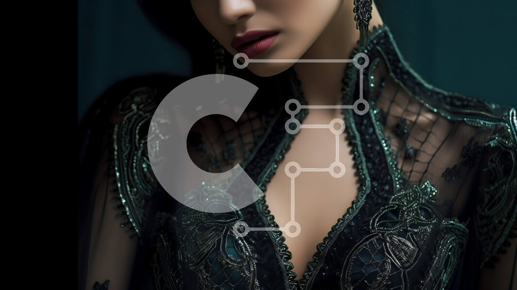 Intra Συλλεκτικό Ξύλινο Παζλ Plywood  4mm - Γυναίκα με μαύρο δαντελένιο φόρεμα και ψηλοτάκουνα - Φωτογραφία μόδας Σε Ξύλινο Κουτί - Διαστάσεις Puzzle: 10x10 cm – 25 κομμάτια