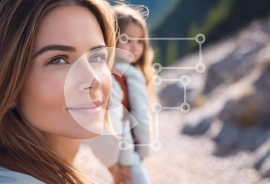 Intra Συλλεκτικό Ξύλινο Παζλ Plywood  4mm - Γυναίκα και κόρη σε μια βουνοπλαγιά Σε Ξύλινο Κουτί - Διαστάσεις Puzzle: 10x10 cm – 25 κομμάτια