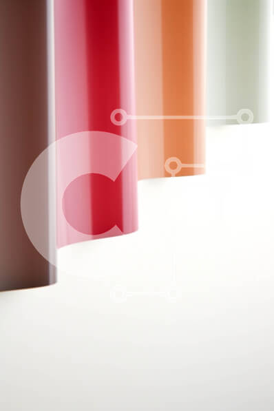 Intra Συλλεκτικό Ξύλινο Παζλ Plywood  4mm - Ζωντανή και άνετη: Πολύχρωμες κουρτίνες για έναν ζεστό και φιλόξενο χώρο Σε Ξύλινο Κουτί - Διαστάσεις Puzzle: 10x10 cm – 25 κομμάτια