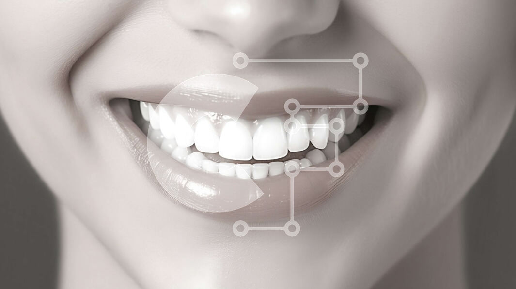 Σετ των 2 Intra Συλλεκτικό Ξύλινο Παζλ Plywood  4mm - Όμορφη γυναίκα με ένα εκπληκτικό χαμόγελο Σε Ξύλινο Κουτί - Διαστάσεις: 10x10 cm – 25 κομμάτια