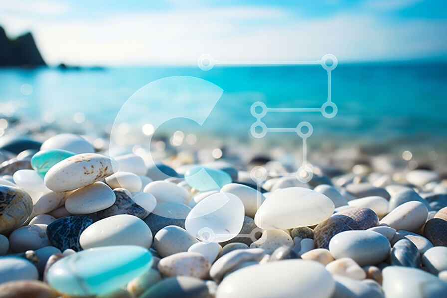 Intra Συλλεκτικό Ξύλινο Παζλ Plywood  4mm - Γραφική θέα σε μια παραλία με βότσαλα με καταγάλανα νερά Σε Ξύλινο Κουτί - Διαστάσεις: 10x10 cm – 25 κομμάτια