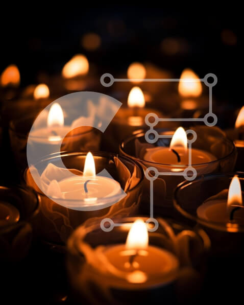 Intra Συλλεκτικό Ξύλινο Παζλ Plywood  4mm - Ομάδα αναμμένων κεριών σε γυάλινα κύπελλα Σε Ξύλινο Κουτί - Διαστάσεις Puzzle: 10x10 cm – 25 κομμάτια