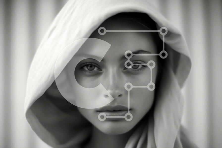 Intra Συλλεκτικό Ξύλινο Παζλ Plywood  4mm - Σοβαρή γυναίκα με λευκό κουκούλα που κοιτάζει κατευθείαν την κάμερα Σε Ξύλινο Κουτί - Διαστάσεις Puzzle: 10x10 cm – 25 κομμάτια