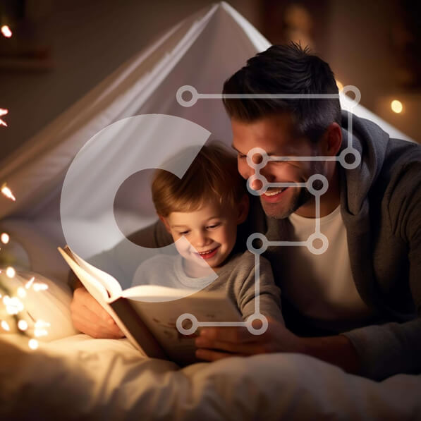 Intra Συλλεκτικό Ξύλινο Παζλ Plywood  4mm - Πατέρας που διαβάζει στον γιο στο κρεβάτι με παιχνιδιάρικα φώτα Σε Ξύλινο Κουτί - Διαστάσεις Puzzle: 10x10 cm – 25 κομμάτια