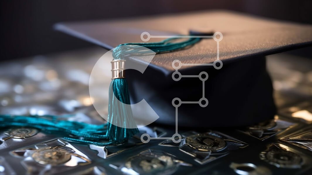 Intra Συλλεκτικό Ξύλινο Παζλ Plywood  4mm - Καπέλο αποφοίτησης με την πράσινη φούντα στον πίνακα - Φωτογραφία Αρχείου Εκπαίδευσης Σε Ξύλινο Κουτί - Διαστάσεις Puzzle: 10x10 cm – 25 κομμάτια