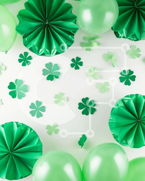 Intra Συλλεκτικό Ξύλινο Παζλ Plywood  4mm - Πράσινα μπαλόνια και χάρτινα φανάρια για τη διακόσμηση του Αγίου Πατρικίου Σε Ξύλινο Κουτί - Διαστάσεις: 10x10 cm – 25 κομμάτια