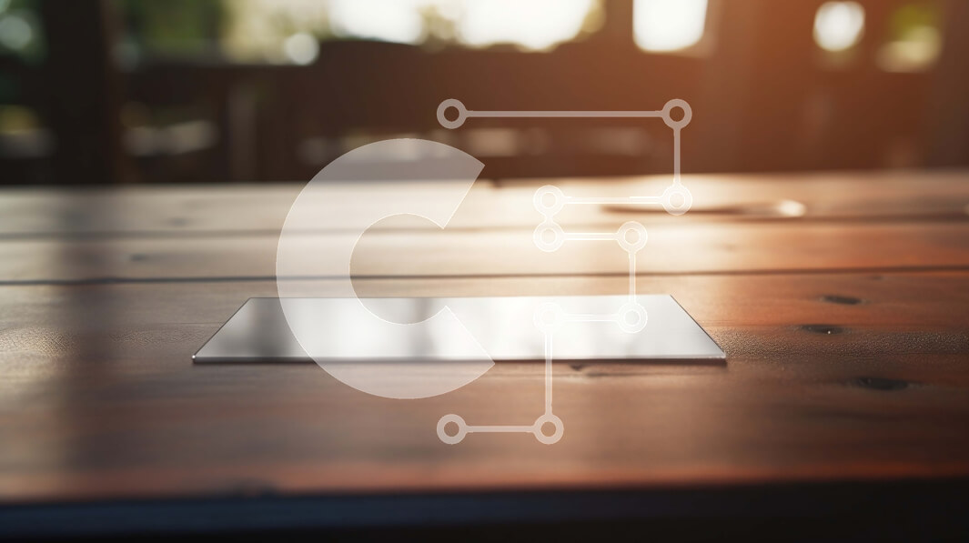 Σετ των 2 Intra Συλλεκτικό Ξύλινο Παζλ Plywood  4mm - Άδειο tablet σε ξύλινο τραπέζι με ασημικά Σε Ξύλινο Κουτί - Διαστάσεις: 10x10 cm – 25 κομμάτια