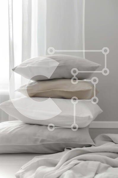 Intra Συλλεκτικό Ξύλινο Παζλ Plywood  4mm - Στοίβα από λευκά μαξιλάρια στο δωμάτιο Σε Ξύλινο Κουτί - Διαστάσεις Puzzle: 10x10 cm – 25 κομμάτια