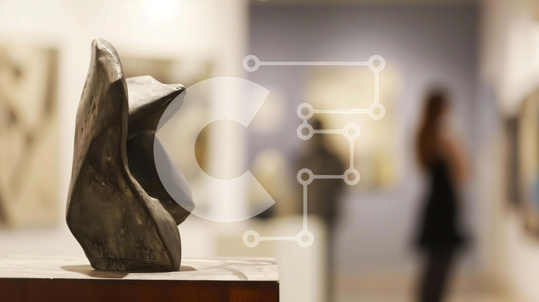 Intra Συλλεκτικό Ξύλινο Παζλ Plywood  4mm - Γλυπτική σε Πινακοθήκη ή Μουσείο με θέα στη Γυναίκα Σε Ξύλινο Κουτί - Διαστάσεις Puzzle: 10x10 cm – 25 κομμάτια