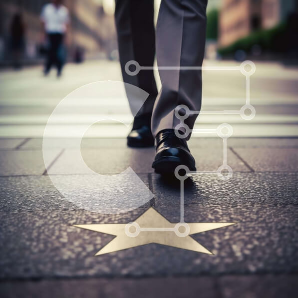 Intra Συλλεκτικό Ξύλινο Παζλ Plywood  4mm - Άτομο που περπατά στο Hollywood Walk of Fame στο Λος Άντζελες Σε Ξύλινο Κουτί - Διαστάσεις Puzzle: 10x10 cm – 25 κομμάτια