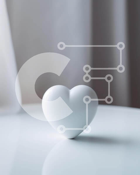 Intra Συλλεκτικό Ξύλινο Παζλ Plywood  4mm - Λευκό ειδώλιο σε σχήμα καρδιάς σε λευκό τραπέζι Σε Ξύλινο Κουτί - Διαστάσεις: 10x10 cm – 25 κομμάτια