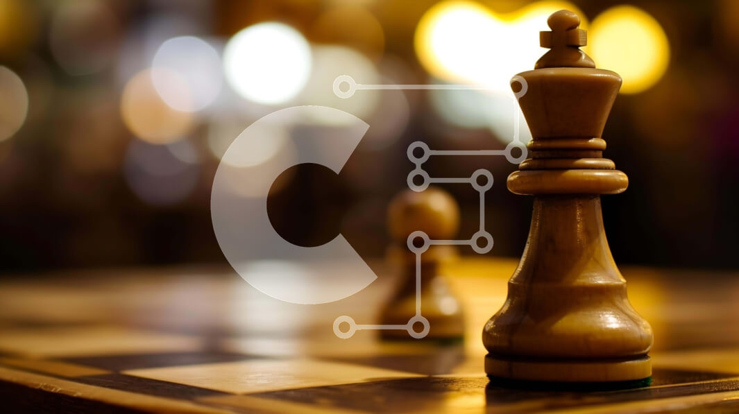 Intra Συλλεκτικό Ξύλινο Παζλ Plywood  4mm - Ξύλινο κομμάτι σκακιού επί του σκάφους με ανθρώπους στο παρασκήνιο Σε Ξύλινο Κουτί - Διαστάσεις Puzzle: 10x10 cm – 25 κομμάτια