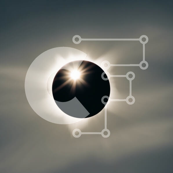 Intra Συλλεκτικό Ξύλινο Παζλ Plywood  4mm - Εκπληκτική ασπρόμαυρη εικόνα μιας έκλειψης ηλίου Σε Ξύλινο Κουτί - Διαστάσεις: 10x10 cm – 25 κομμάτια