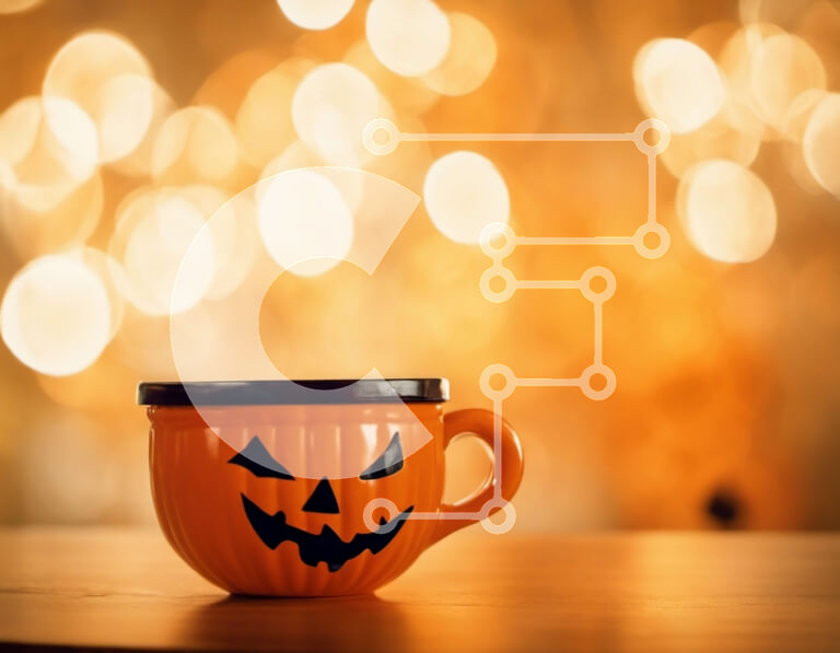 Σετ των 2 Intra Συλλεκτικό Ξύλινο Παζλ Plywood  4mm - Εορταστικό φλιτζάνι καφέ κολοκύθας στο τραπέζι με φώτα Bokeh Σε Ξύλινο Κουτί - Διαστάσεις: 10x10 cm – 25 κομμάτια